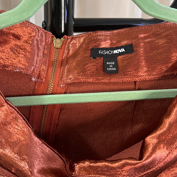 Satin Skirt - Picture 3 of 4